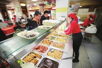 食字路口嚴(yán)把關(guān) 山東各地整治食品安全，守護“舌尖安全”